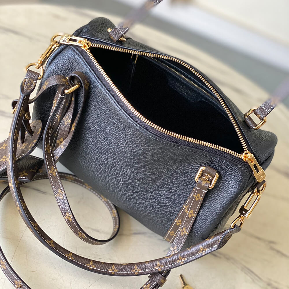 Louis Vuitton Express PM