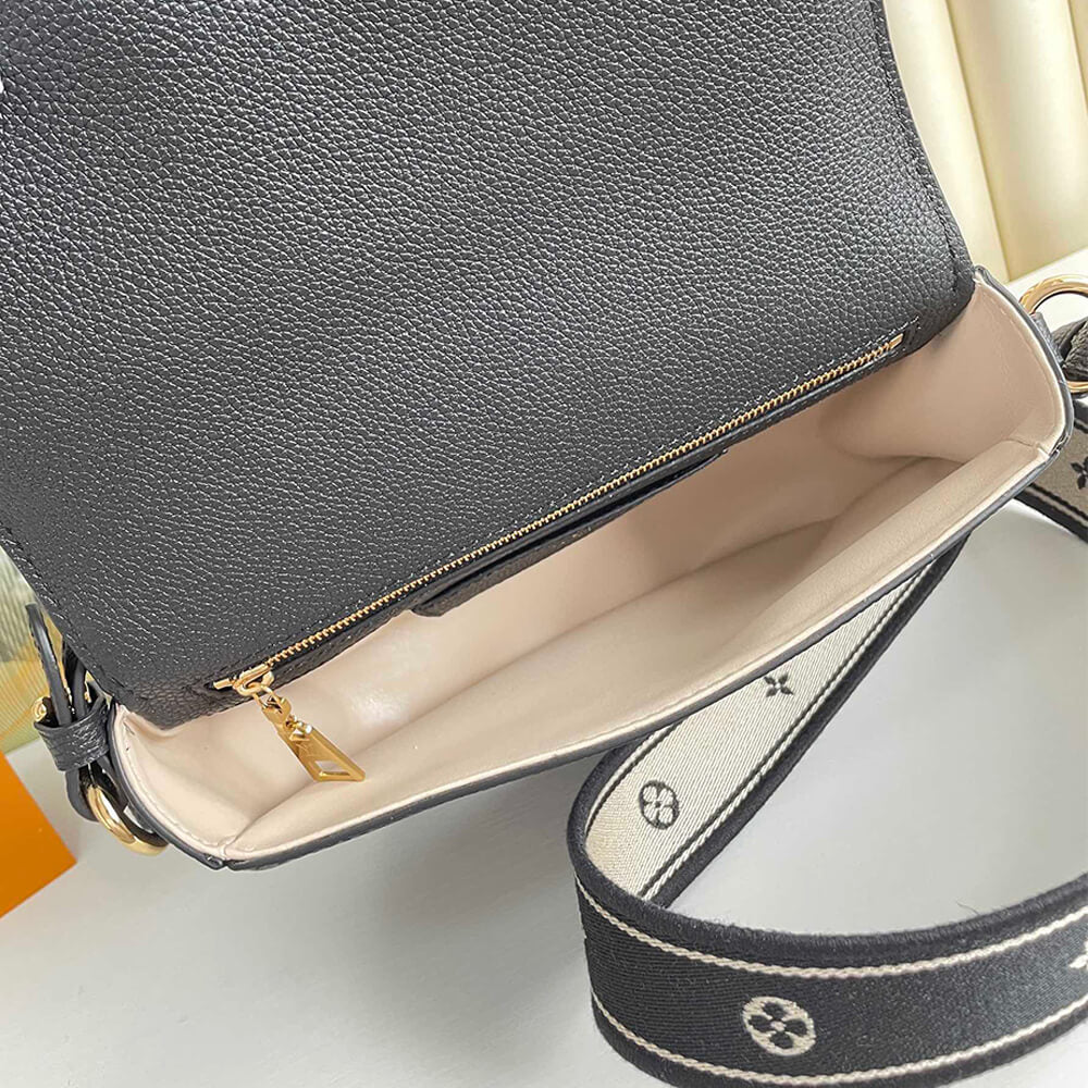 Louis Vuitton Pont 9 Soft