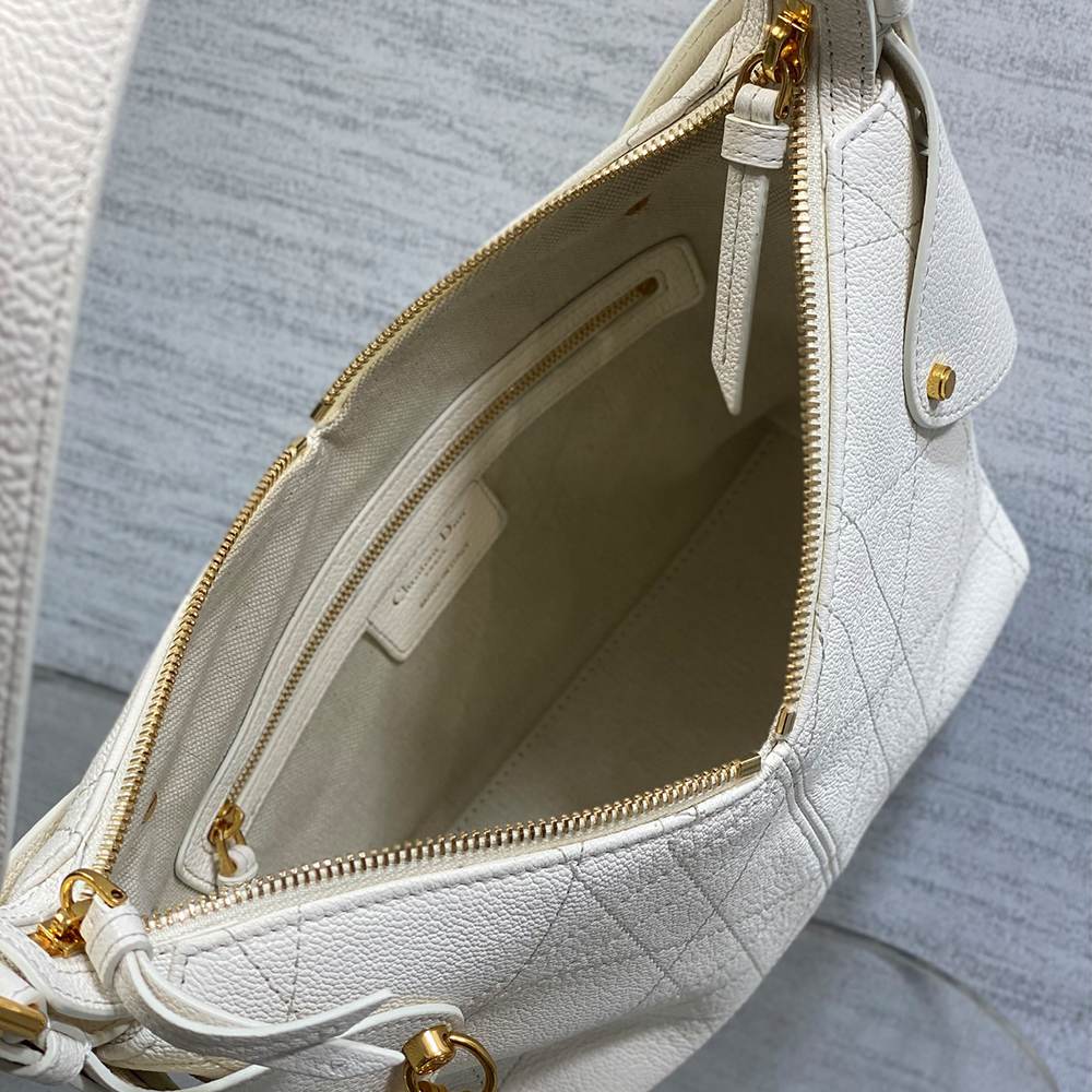 Dior Small Dior Voyage Bag(high-end grade)