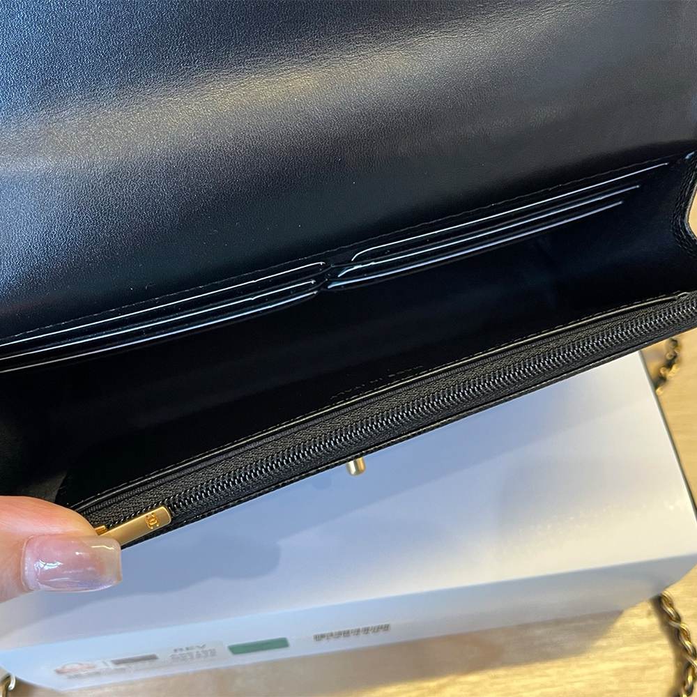 Chanel Wallet On Chain