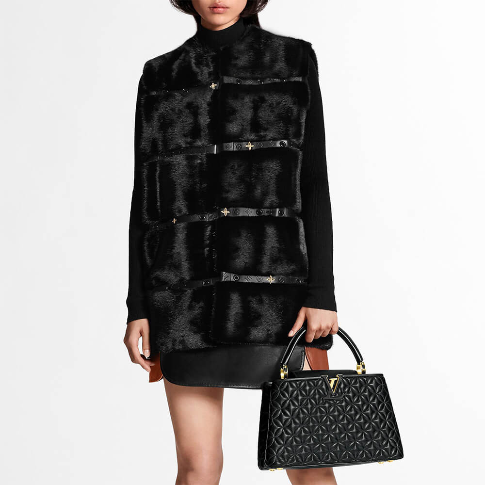 Louis Vuitton Capucines MM