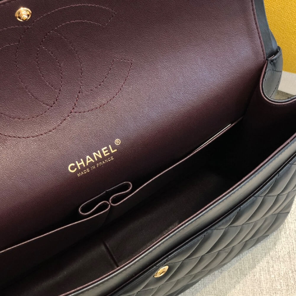 Chanel Classic Maxi Flap