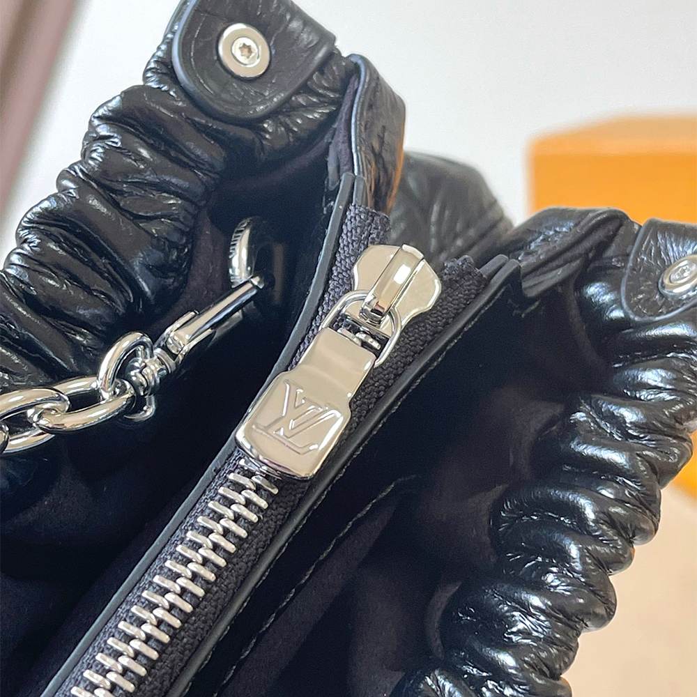 LV Pochette Sling PM(HIGH-END GRADE)