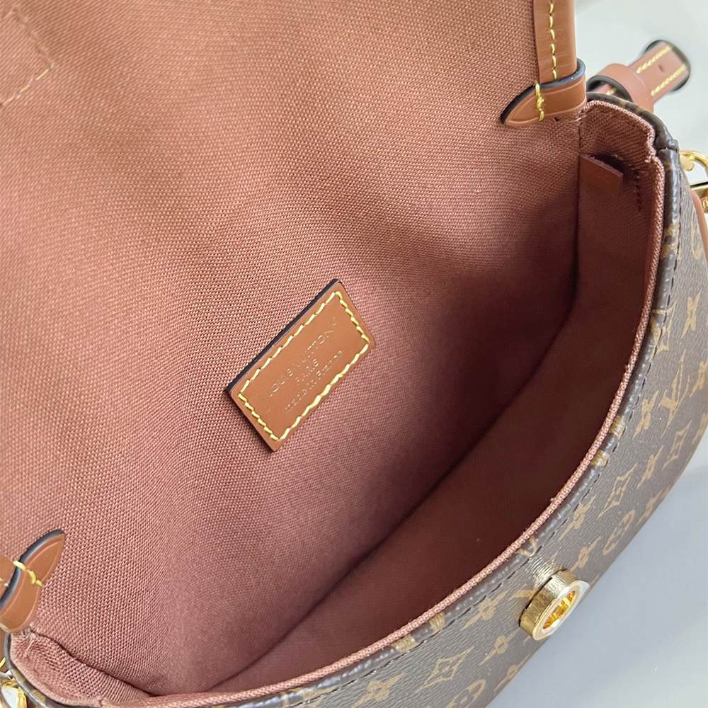 Louis Vuitton Solo