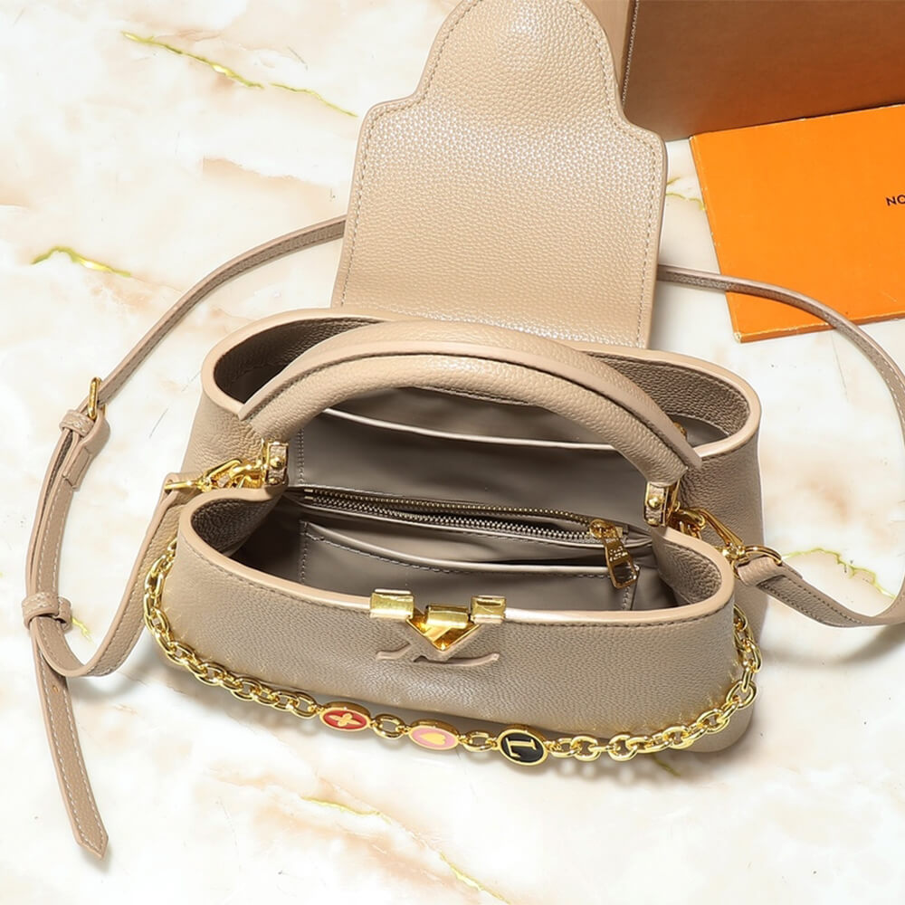 Louis Vuitton Capucines BB
