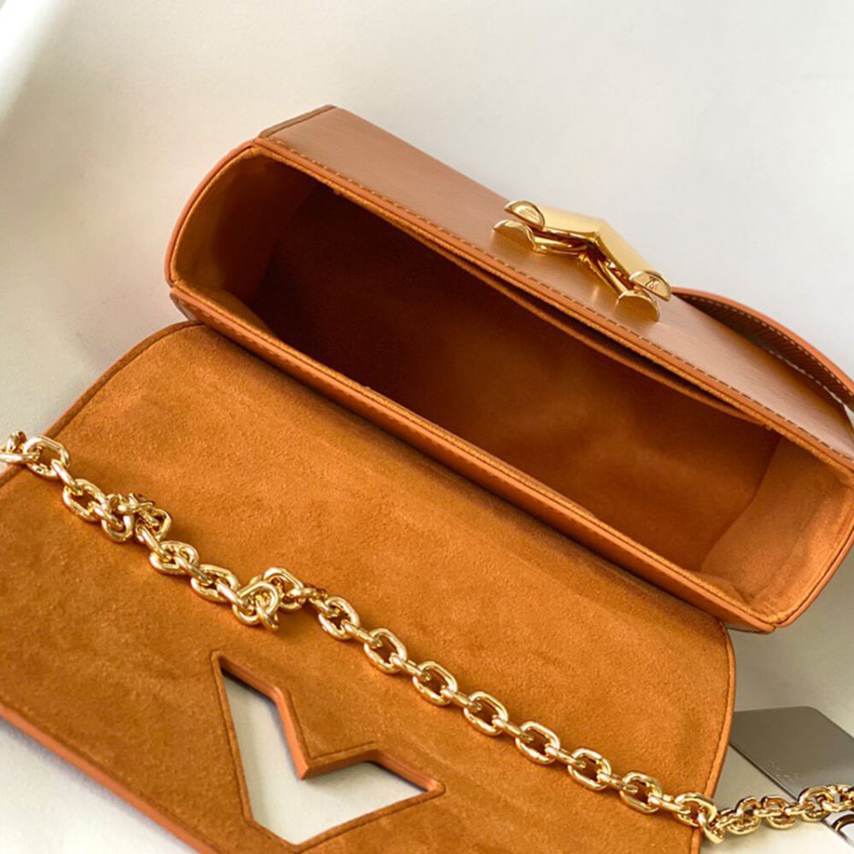 Louis Vuitton Twist MM