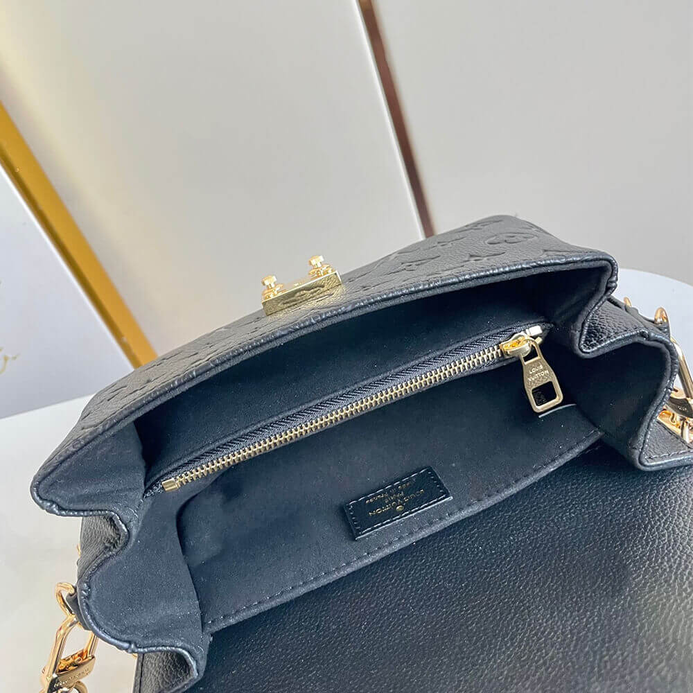 Louis Vuitton Pochette Métis East West