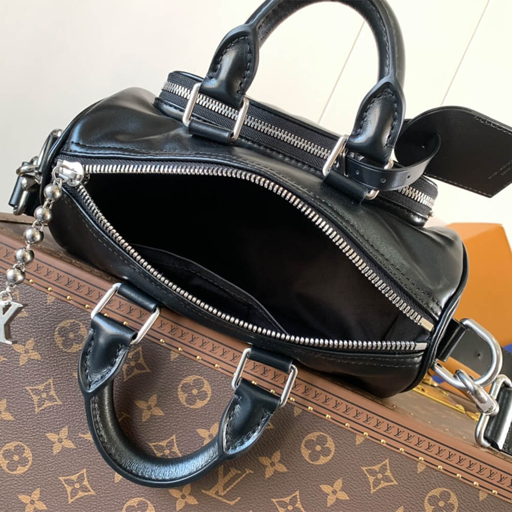 Louis Vuitton Keepall Bandoulière 25