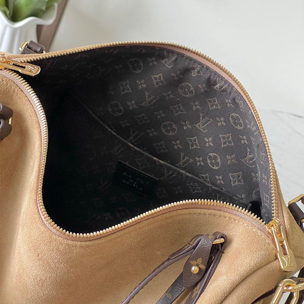Louis Vuitton Express MM