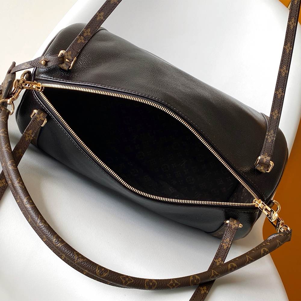 Louis Vuitton Express MM