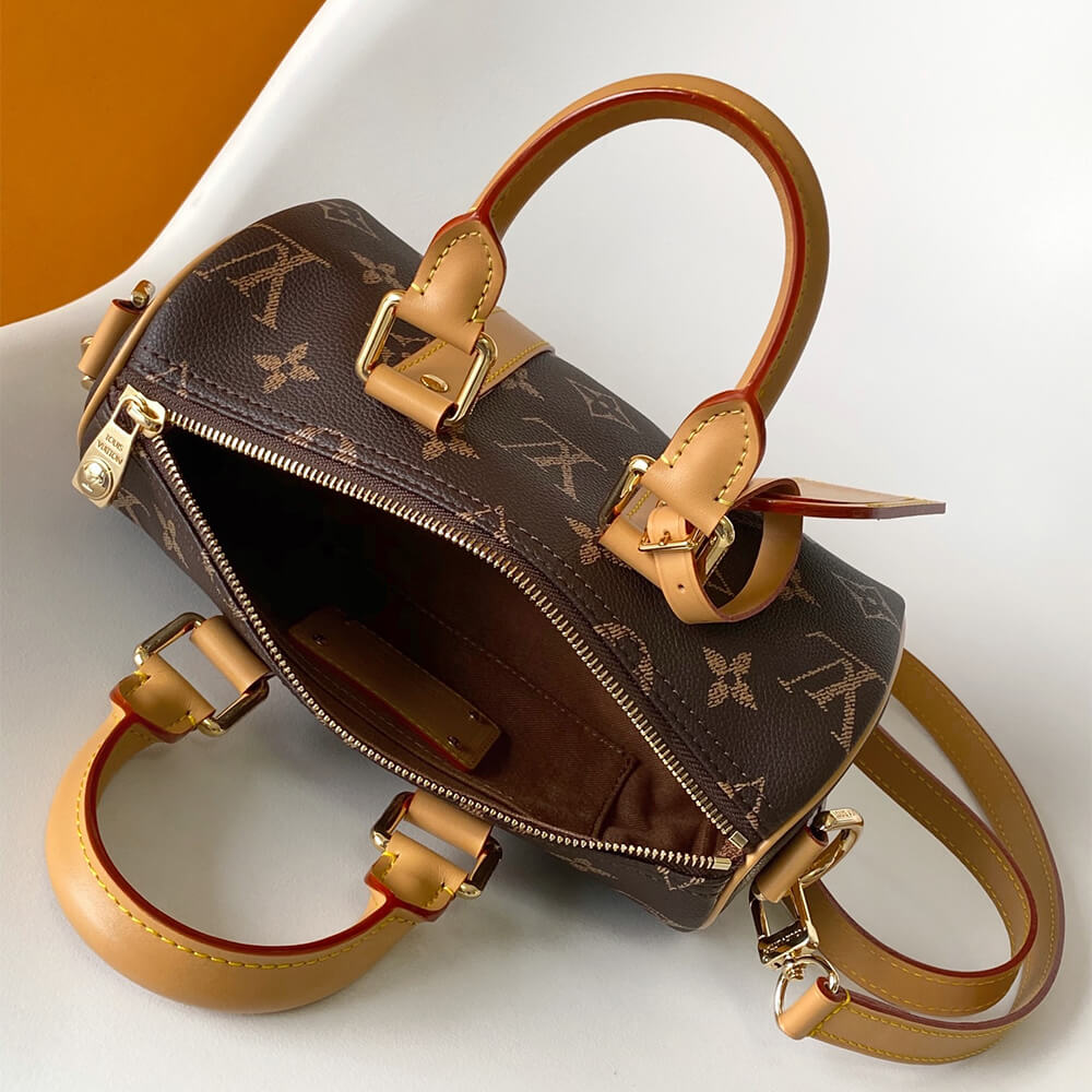 Louis Vuitton Keepall Bandoulière 25
