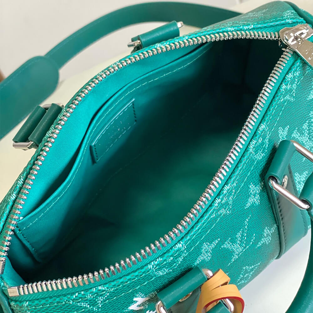Louis Vuitton Keepall Bandoulière 25