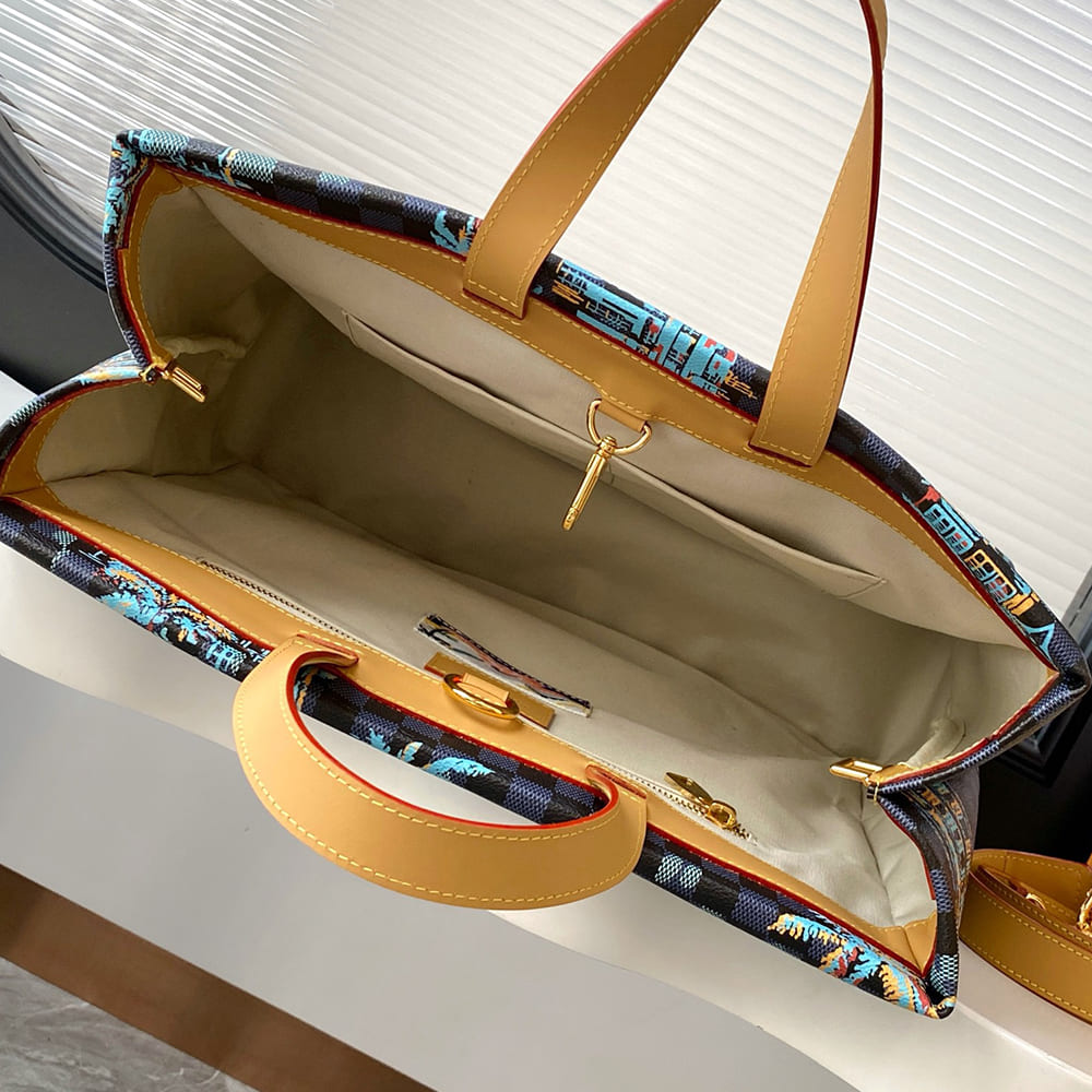 Louis Vuitton Shopper Tote MM