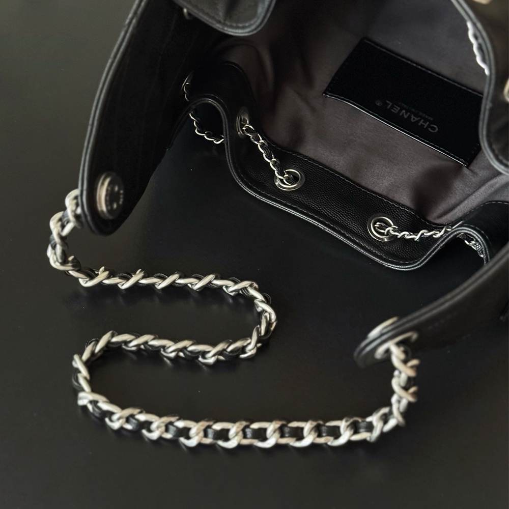 CHANEL 25 Small Handbag(HIGH-END GRADE)