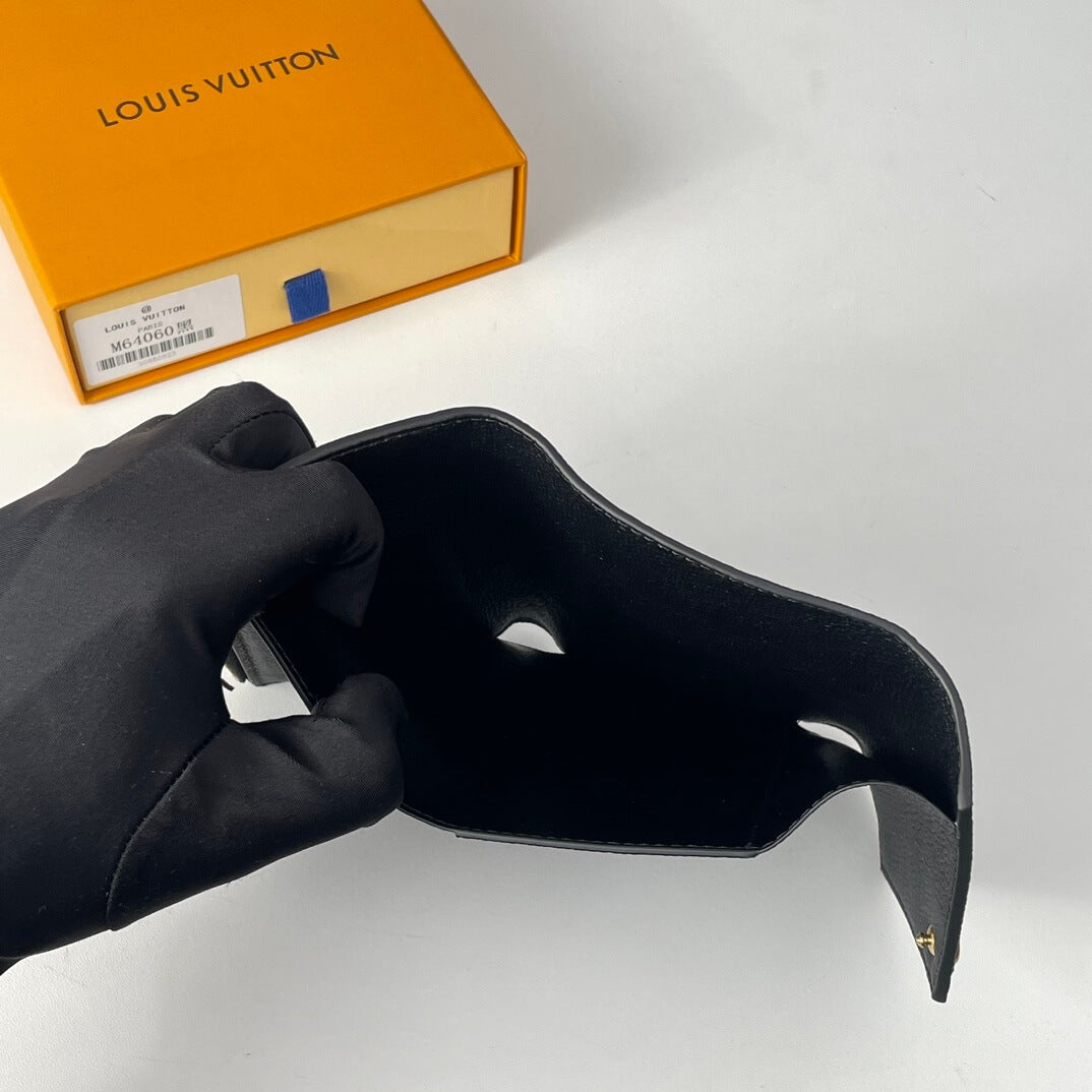 Louis Vuitton Victorine Wallet
