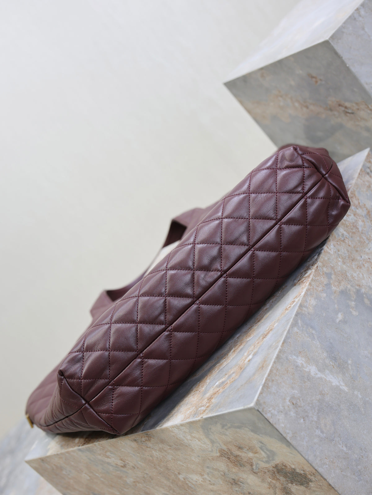 Ysl Icare Maxi