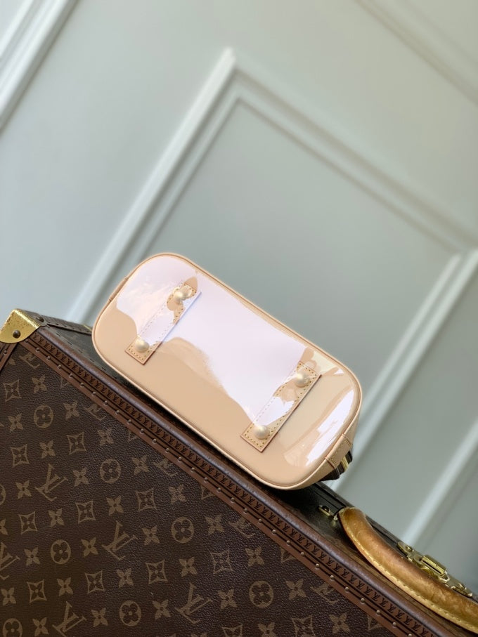 Louis Vuitton Alma BB