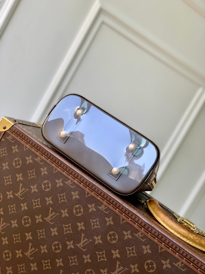 Louis Vuitton Alma BB
