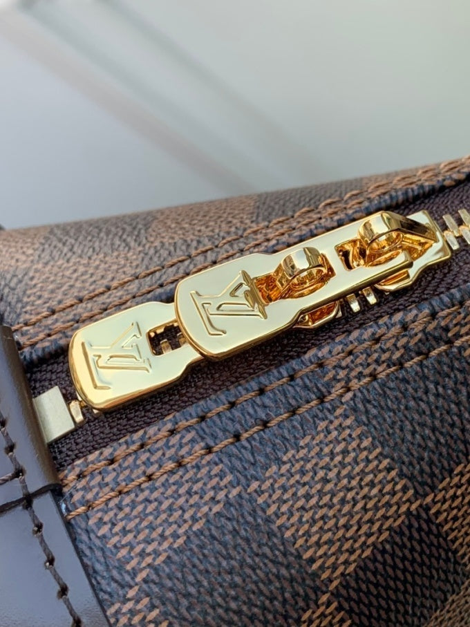 Louis Vuitton Alma BB