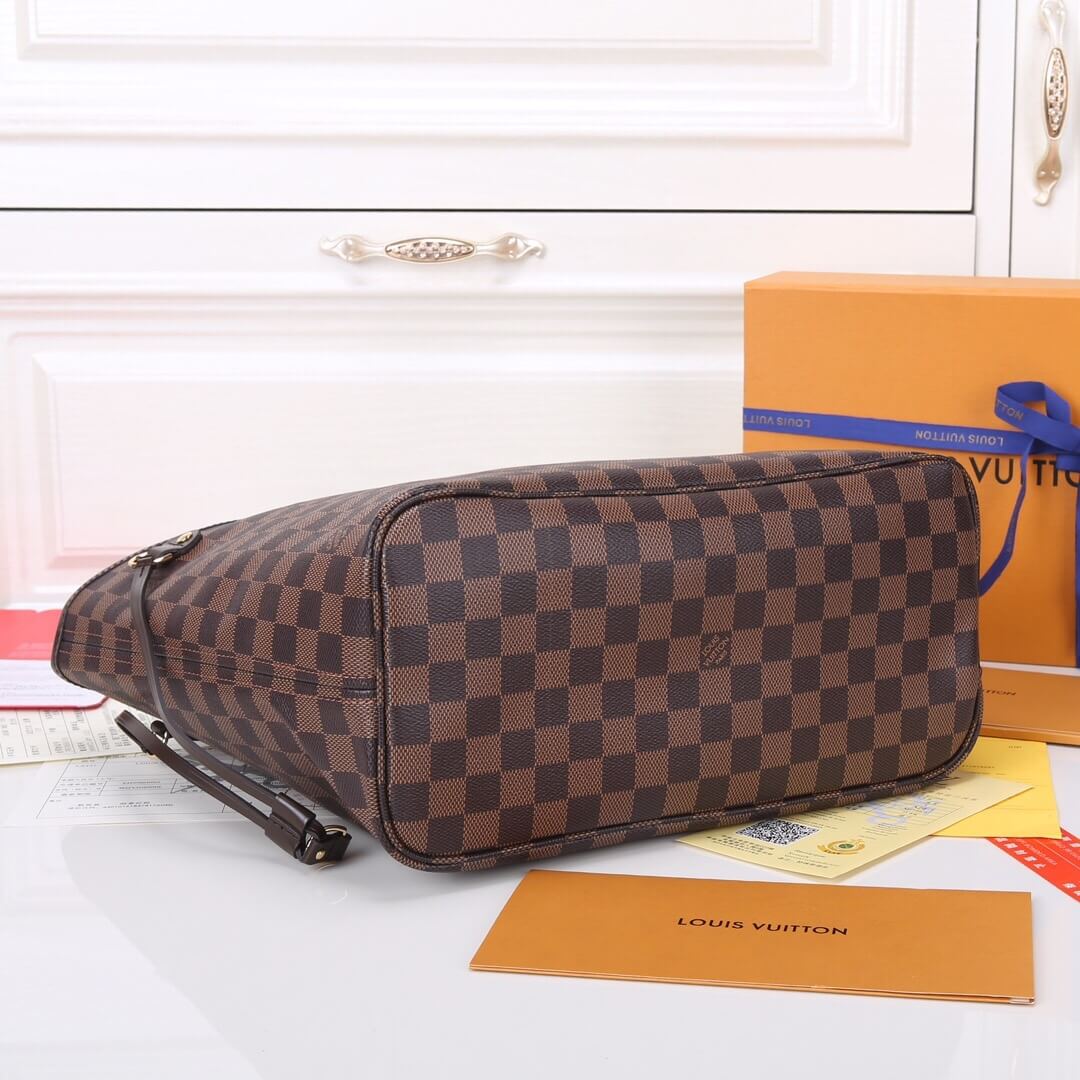 Louis Vuitton Neverfull MM