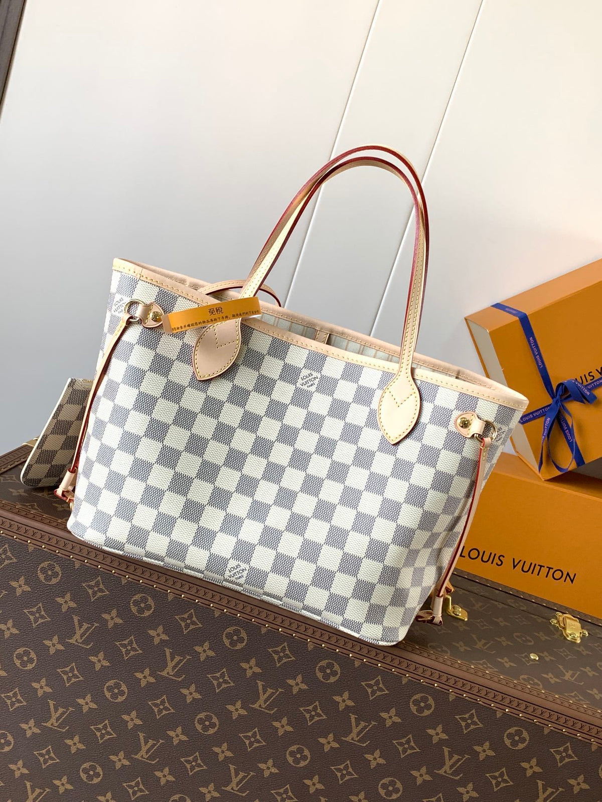 Louis Vuitton Neverfull PM