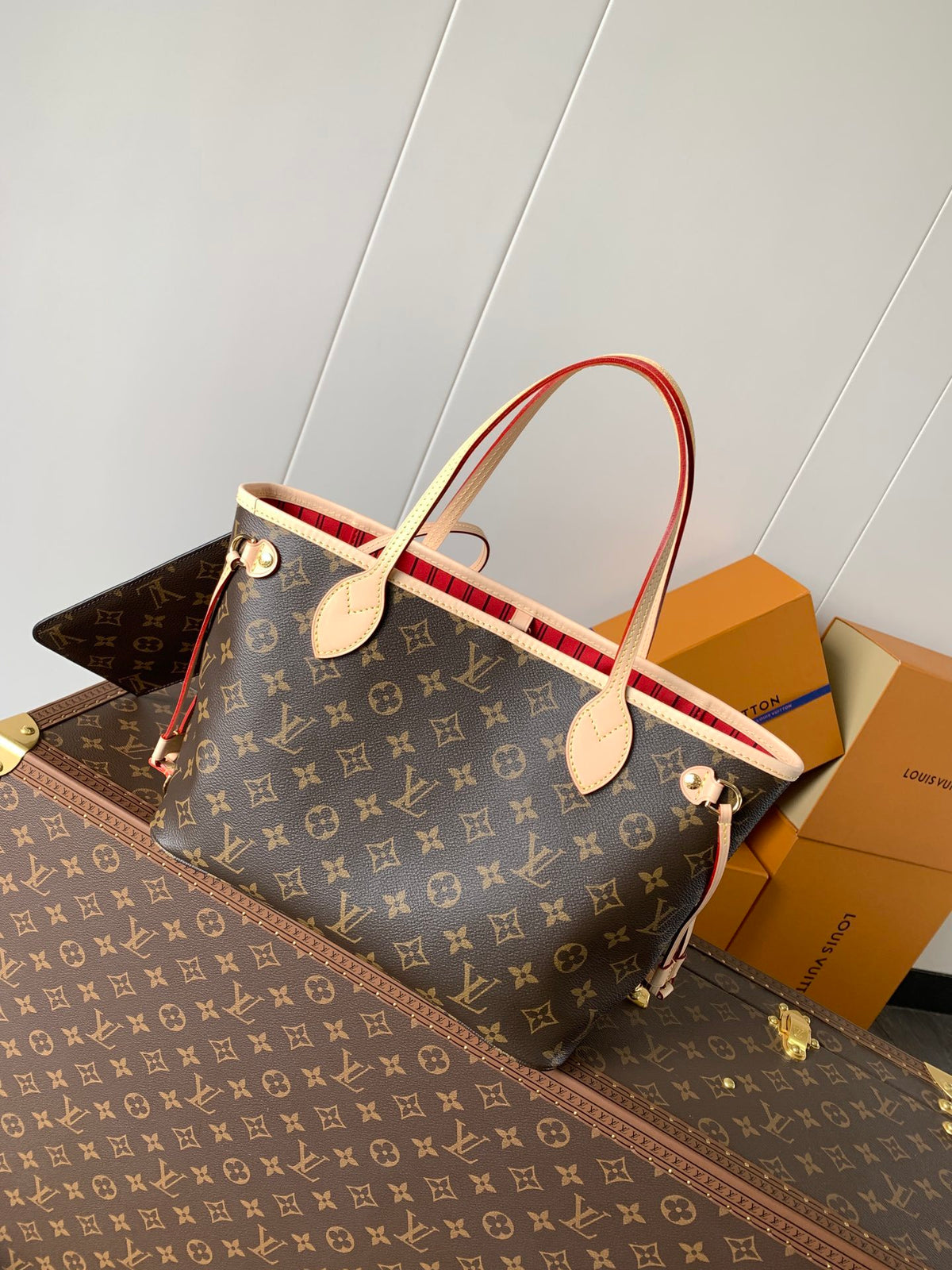Louis Vuitton Neverfull PM