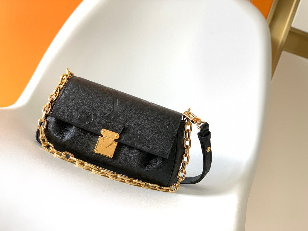 Louis Vuitton Favorite