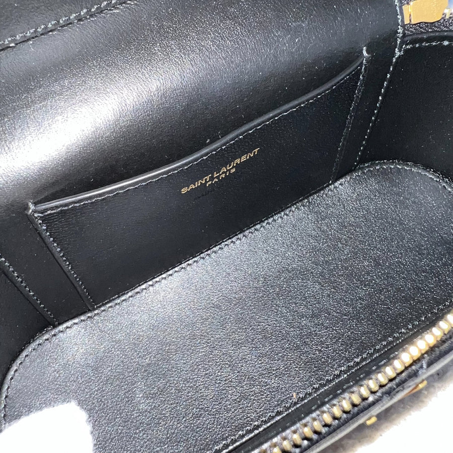 Ysl Gaby vanity